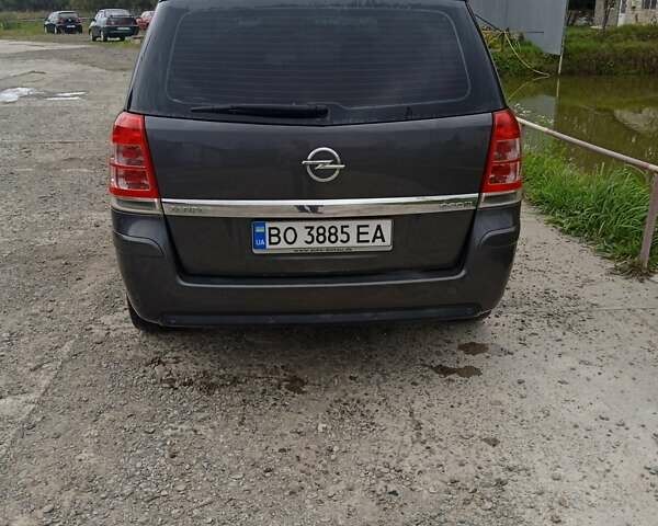 Серый Опель Зафира, объемом двигателя 1.69 л и пробегом 316 тыс. км за 7100 $, фото 9 на Automoto.ua