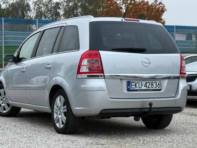 Опель Зафира 2012 в Львове на Automoto.ua Серый Опель Зафира, объемом двигателя 1.8 л и пробегом 198 тыс. км за 4200 $, фото 3 на Automoto.ua