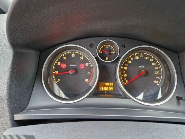 Сірий Опель Зафіра, об'ємом двигуна 1.8 л та пробігом 153 тис. км за 4800 $, фото 19 на Automoto.ua