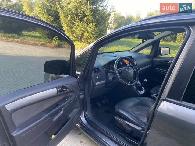 Серый Опель Зафира, объемом двигателя 1.69 л и пробегом 206 тыс. км за 7750 $, фото 15 на Automoto.ua