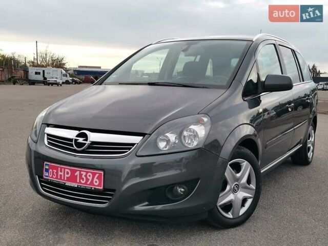 Опель Зафира 2012 в Белой Церкве на Automoto.ua Серый Опель Зафира, объемом двигателя 1.6 л и пробегом 215 тыс. км за 7500 $, фото 2 на Automoto.ua