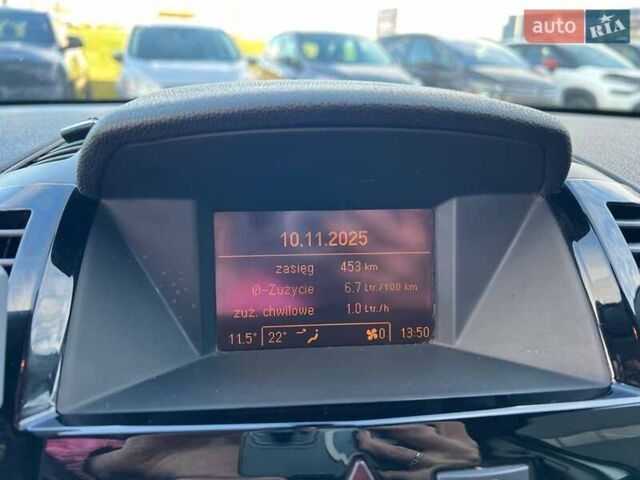 Серый Опель Зафира, объемом двигателя 1.7 л и пробегом 335 тыс. км за 7690 $, фото 28 на Automoto.ua