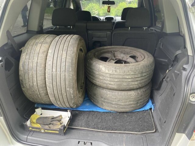 Сірий Опель Зафіра, об'ємом двигуна 1.7 л та пробігом 260 тис. км за 6200 $, фото 19 на Automoto.ua