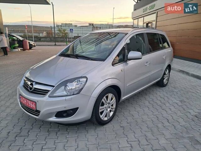 Опель Зафира 2012 в Могилев-Подольском на Automoto.ua Серый Опель Зафира, объемом двигателя 1.8 л и пробегом 259 тыс. км за 7800 $, фото 23 на Automoto.ua