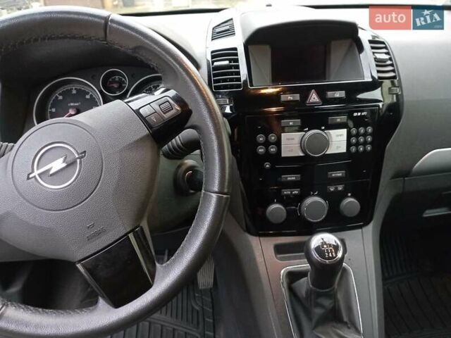 Сірий Опель Зафіра, об'ємом двигуна 1.7 л та пробігом 310 тис. км за 7200 $, фото 13 на Automoto.ua