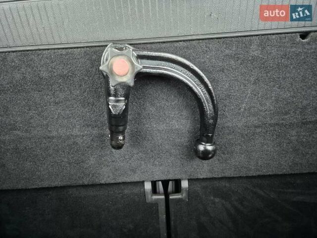 Серый Опель Зафира, объемом двигателя 1.96 л и пробегом 224 тыс. км за 10500 $, фото 8 на Automoto.ua