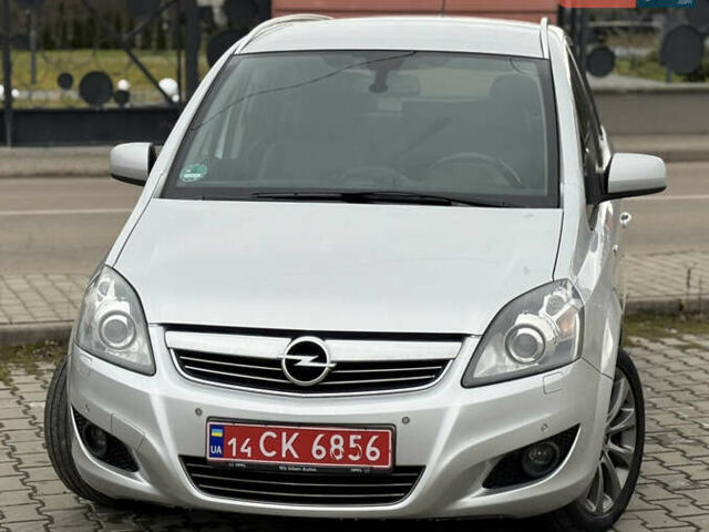 Серый Опель Зафира, объемом двигателя 1.7 л и пробегом 192 тыс. км за 7890 $, фото 51 на Automoto.ua