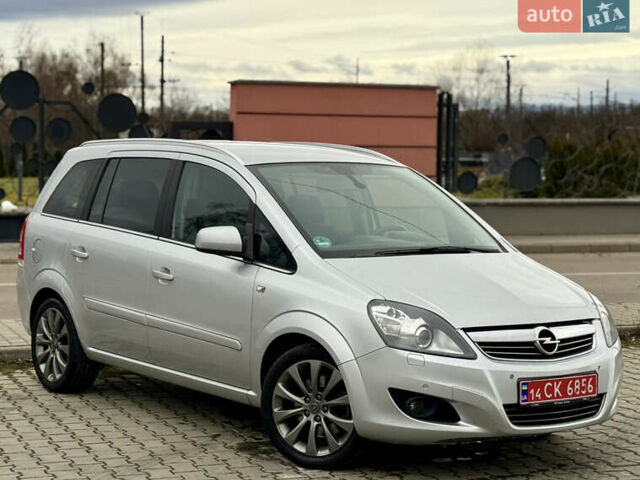 Серый Опель Зафира, объемом двигателя 1.7 л и пробегом 192 тыс. км за 7890 $, фото 78 на Automoto.ua