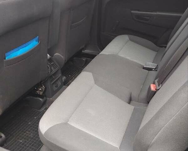 Серый Опель Зафира, объемом двигателя 1.6 л и пробегом 213 тыс. км за 8700 $, фото 7 на Automoto.ua