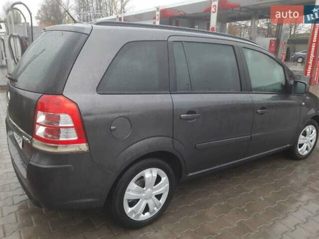 Опель Зафира 2012 в Тернополе на Automoto.ua Серый Опель Зафира, объемом двигателя 1.7 л и пробегом 203 тыс. км за 8199 $, фото 3 на Automoto.ua