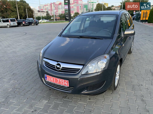 Серый Опель Зафира, объемом двигателя 1.6 л и пробегом 188 тыс. км за 7900 $, фото 27 на Automoto.ua