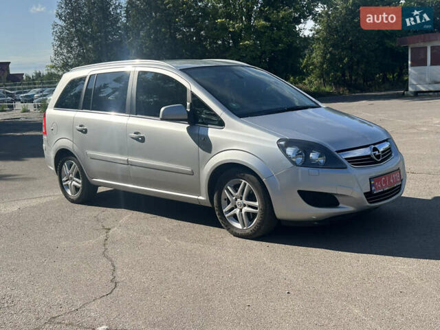 Опель Зафіра 2012 у Львові на Automoto.ua Сірий Опель Зафіра, об'ємом двигуна 1.7 л та пробігом 217 тис. км за 7200 $, фото 8 на Automoto.ua