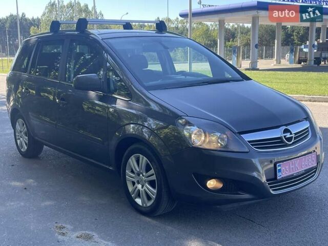Сірий Опель Зафіра, об'ємом двигуна 1.8 л та пробігом 202 тис. км за 7400 $, фото 25 на Automoto.ua
