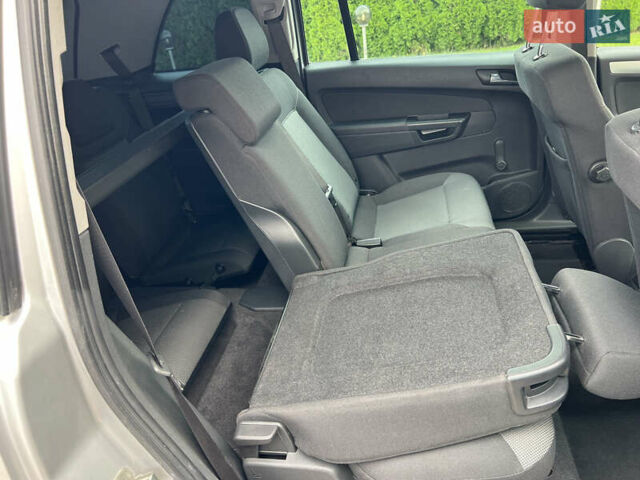 Опель Зафира 2012 в Дунаевцах на Automoto.ua Серый Опель Зафира, объемом двигателя 1.7 л и пробегом 184 тыс. км за 7990 $, фото 31 на Automoto.ua