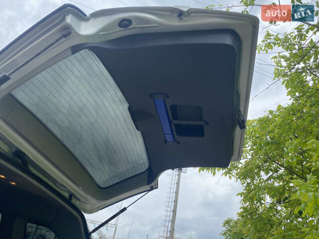 Серый Опель Зафира, объемом двигателя 1.69 л и пробегом 257 тыс. км за 6200 $, фото 33 на Automoto.ua