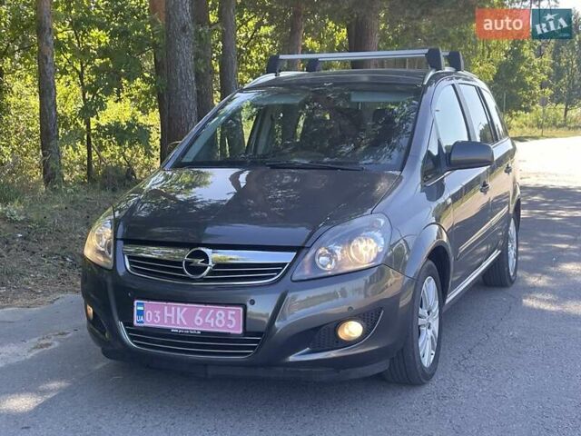 Сірий Опель Зафіра, об'ємом двигуна 1.8 л та пробігом 202 тис. км за 7400 $, фото 22 на Automoto.ua