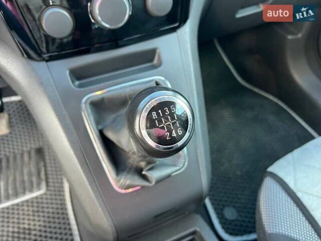 Серый Опель Зафира, объемом двигателя 1.7 л и пробегом 335 тыс. км за 7690 $, фото 31 на Automoto.ua