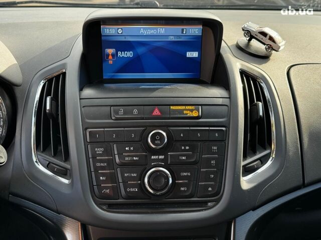 Серый Опель Зафира, объемом двигателя 2 л и пробегом 235 тыс. км за 8990 $, фото 14 на Automoto.ua