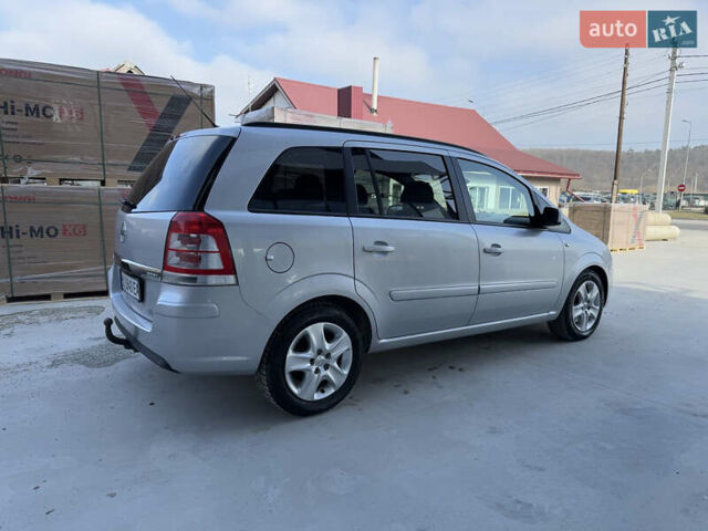 Сірий Опель Зафіра, об'ємом двигуна 1.69 л та пробігом 251 тис. км за 7750 $, фото 11 на Automoto.ua