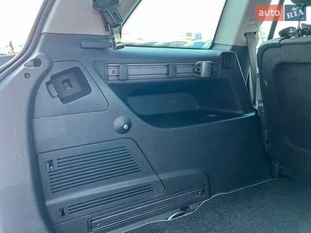 Серый Опель Зафира, объемом двигателя 1.7 л и пробегом 335 тыс. км за 7690 $, фото 39 на Automoto.ua