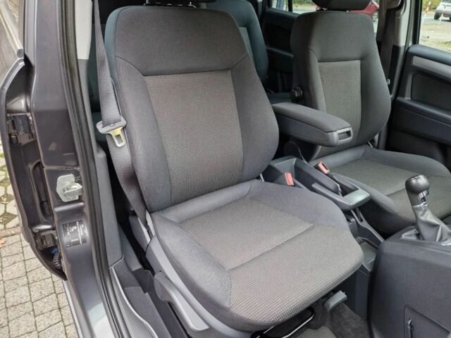 Сірий Опель Зафіра, об'ємом двигуна 1.8 л та пробігом 153 тис. км за 4800 $, фото 22 на Automoto.ua