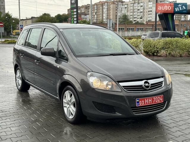 Сірий Опель Зафіра, об'ємом двигуна 1.6 л та пробігом 214 тис. км за 7700 $, фото 7 на Automoto.ua