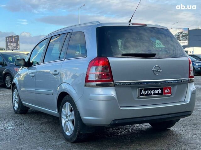 Серый Опель Зафира, объемом двигателя 1.7 л и пробегом 335 тыс. км за 7690 $, фото 5 на Automoto.ua