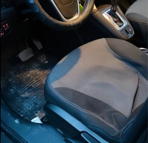 Серый Опель Зафира, объемом двигателя 1.4 л и пробегом 129 тыс. км за 8500 $, фото 3 на Automoto.ua