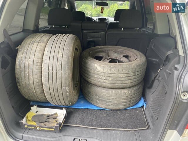 Серый Опель Зафира, объемом двигателя 1.69 л и пробегом 257 тыс. км за 6200 $, фото 31 на Automoto.ua