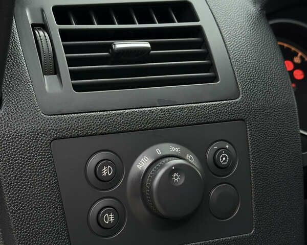 Серый Опель Зафира, объемом двигателя 1.7 л и пробегом 192 тыс. км за 7890 $, фото 29 на Automoto.ua