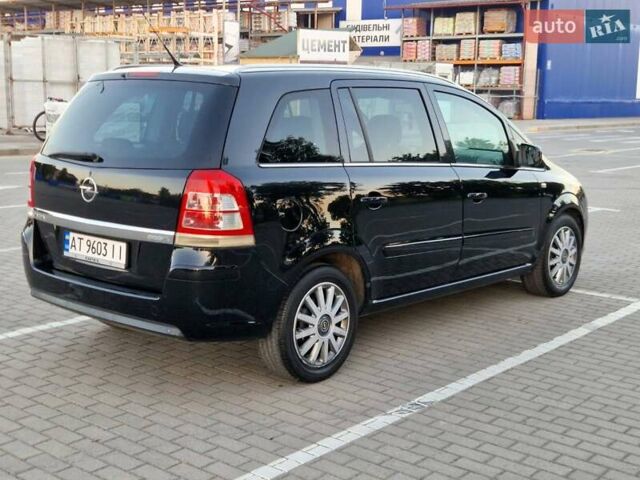 Сірий Опель Зафіра, об'ємом двигуна 1.6 л та пробігом 187 тис. км за 6750 $, фото 3 на Automoto.ua