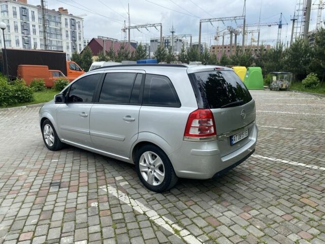 Сірий Опель Зафіра, об'ємом двигуна 1.7 л та пробігом 260 тис. км за 6200 $, фото 5 на Automoto.ua