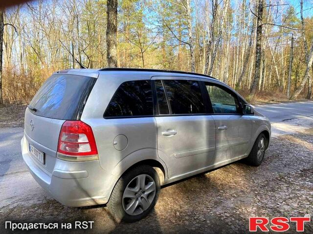 Сірий Опель Зафіра, об'ємом двигуна 1.8 л та пробігом 230 тис. км за 6950 $, фото 3 на Automoto.ua