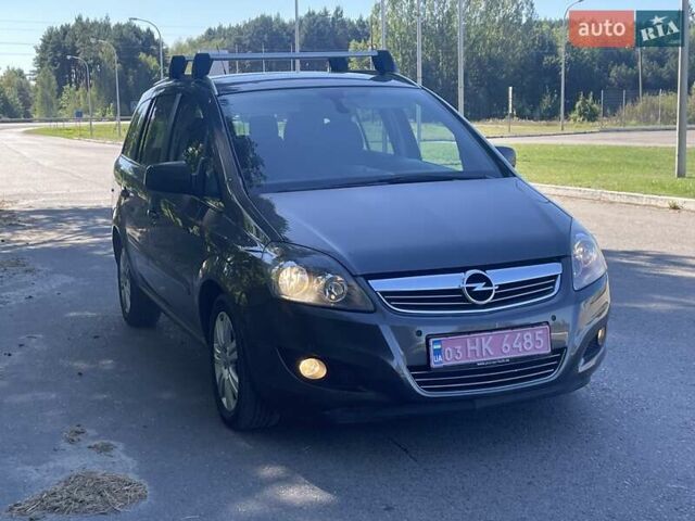 Сірий Опель Зафіра, об'ємом двигуна 1.8 л та пробігом 202 тис. км за 7400 $, фото 21 на Automoto.ua