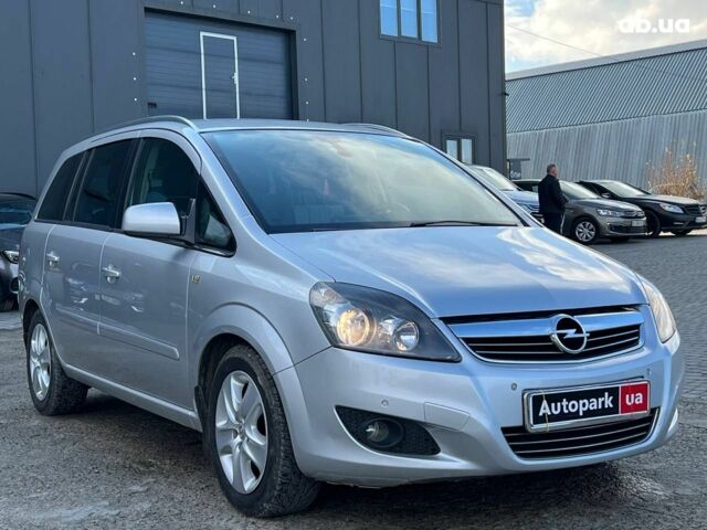 Серый Опель Зафира, объемом двигателя 1.7 л и пробегом 335 тыс. км за 7690 $, фото 11 на Automoto.ua