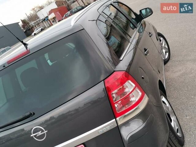 Опель Зафира 2012 в Белой Церкве на Automoto.ua Серый Опель Зафира, объемом двигателя 1.6 л и пробегом 215 тыс. км за 7500 $, фото 5 на Automoto.ua