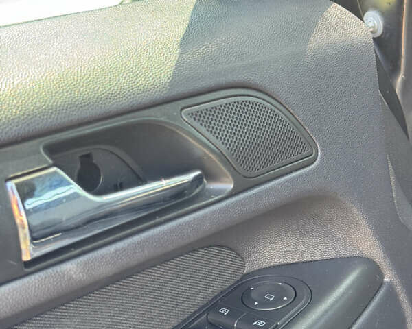 Серый Опель Зафира, объемом двигателя 1.7 л и пробегом 256 тыс. км за 7899 $, фото 30 на Automoto.ua