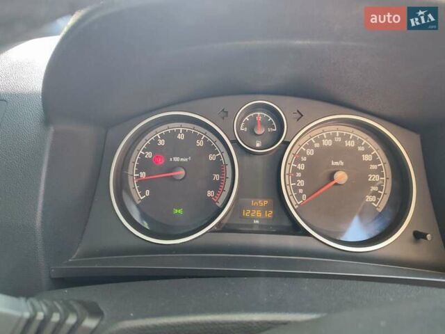 Опель Зафира 2012 в Смеле на Automoto.ua Серый Опель Зафира, объемом двигателя 1.6 л и пробегом 123 тыс. км за 7600 $, фото 2 на Automoto.ua