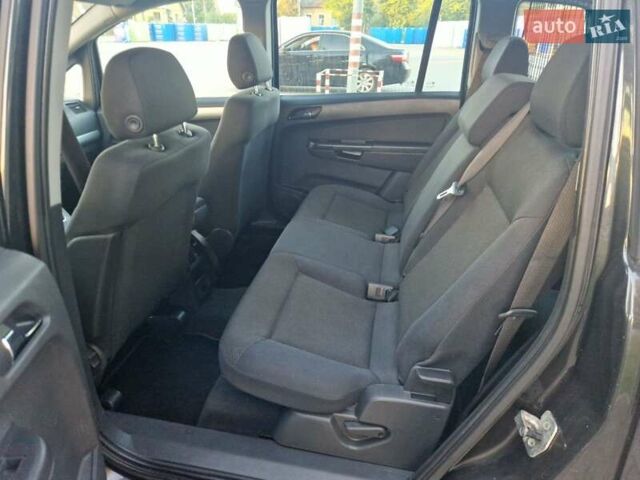 Сірий Опель Зафіра, об'ємом двигуна 1.6 л та пробігом 187 тис. км за 6750 $, фото 37 на Automoto.ua