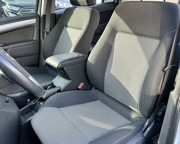 Сірий Опель Зафіра, об'ємом двигуна 1.6 л та пробігом 173 тис. км за 8300 $, фото 12 на Automoto.ua