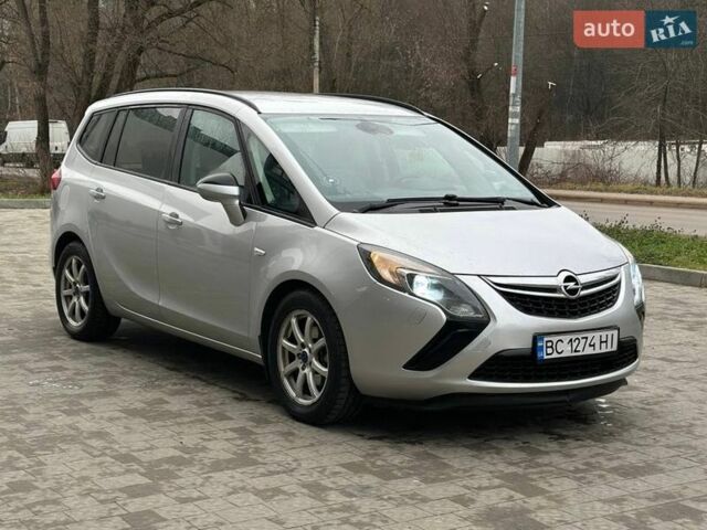 Серый Опель Зафира, объемом двигателя 1.96 л и пробегом 202 тыс. км за 7800 $, фото 1 на Automoto.ua