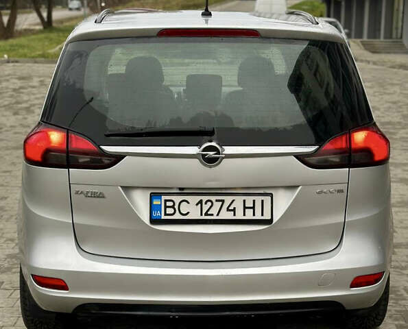 Серый Опель Зафира, объемом двигателя 1.96 л и пробегом 202 тыс. км за 7999 $, фото 7 на Automoto.ua