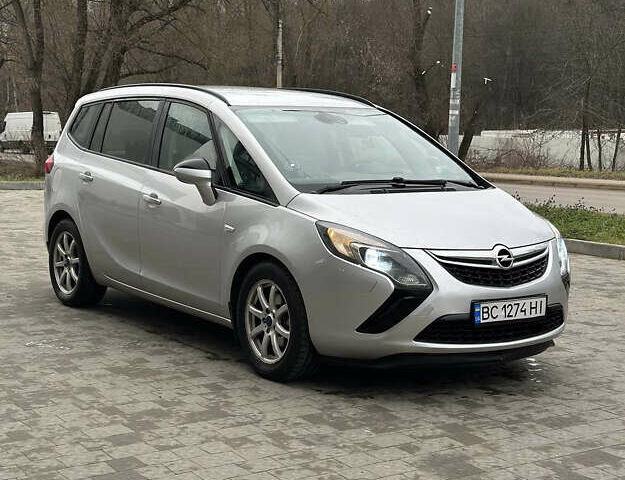 Серый Опель Зафира, объемом двигателя 1.96 л и пробегом 202 тыс. км за 7999 $, фото 1 на Automoto.ua