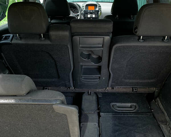 Серый Опель Зафира, объемом двигателя 1.6 л и пробегом 240 тыс. км за 7150 $, фото 29 на Automoto.ua