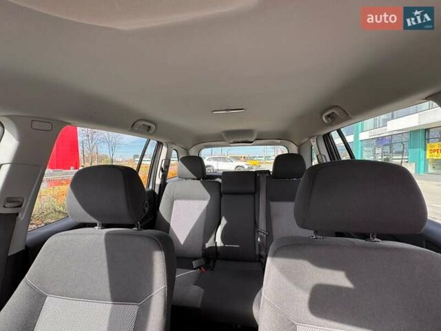 Серый Опель Зафира, объемом двигателя 1.7 л и пробегом 204 тыс. км за 8700 $, фото 31 на Automoto.ua