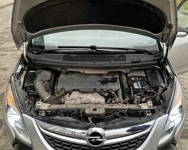 Серый Опель Зафира, объемом двигателя 1.96 л и пробегом 202 тыс. км за 7999 $, фото 29 на Automoto.ua