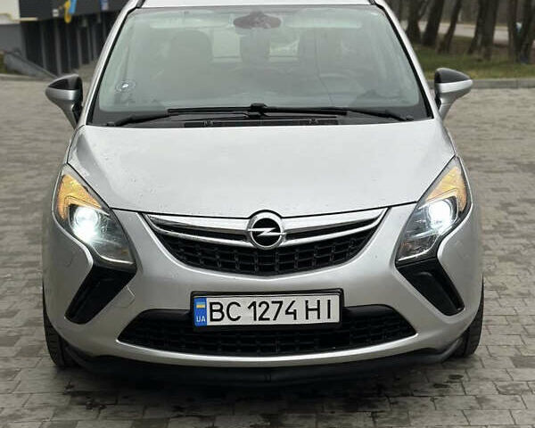 Серый Опель Зафира, объемом двигателя 1.96 л и пробегом 202 тыс. км за 7999 $, фото 2 на Automoto.ua