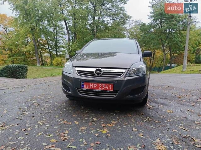 Опель Зафира 2014 в Киеве на Automoto.ua Серый Опель Зафира, объемом двигателя 1.8 л и пробегом 192 тыс. км за 8350 $, фото 3 на Automoto.ua