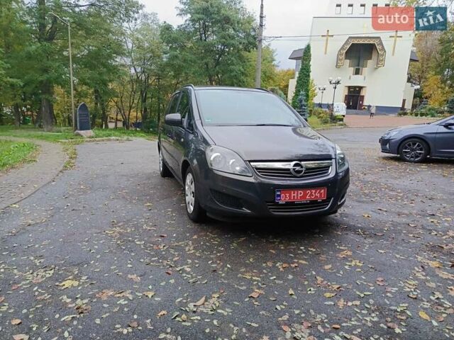 Опель Зафира 2014 в Киеве на Automoto.ua Серый Опель Зафира, объемом двигателя 1.8 л и пробегом 192 тыс. км за 8350 $, фото 1 на Automoto.ua