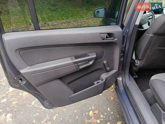 Опель Зафира 2014 в Киеве на Automoto.ua Серый Опель Зафира, объемом двигателя 1.8 л и пробегом 192 тыс. км за 8350 $, фото 25 на Automoto.ua